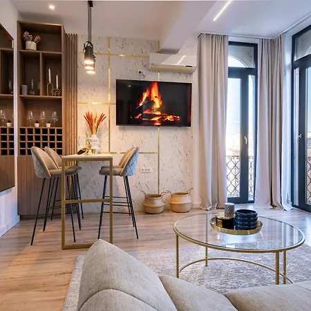 Golden View - Breathtaking Location In *